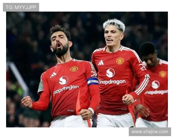 罗马诺曝沙特明夏再追B费 曼联与核心中场共决去留未来走向与转会博弈